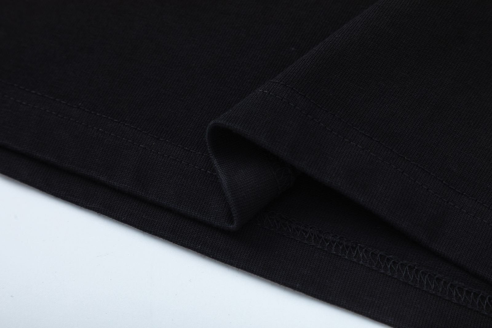 AMIRI Logo-Print T-Shirt
