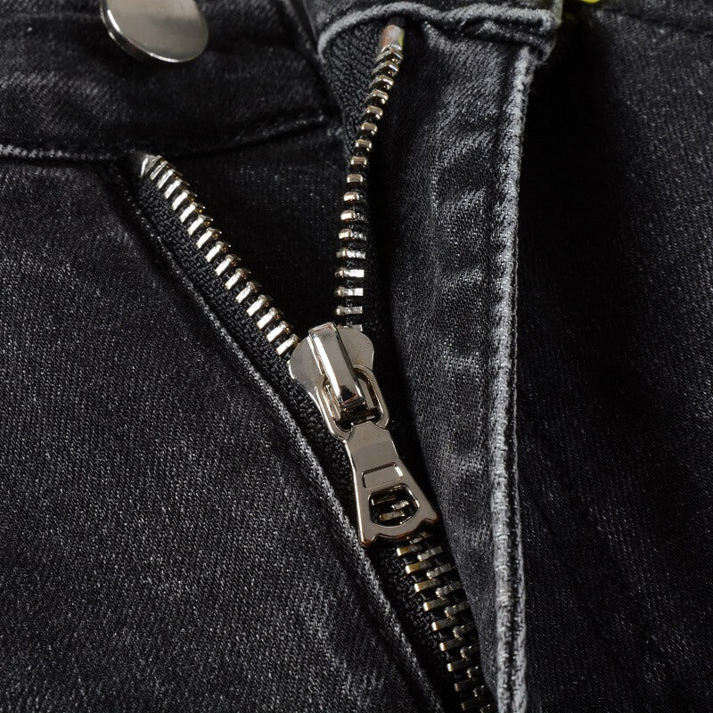 AMIRI Slim Fit Jeans #852 – Distressed Denim