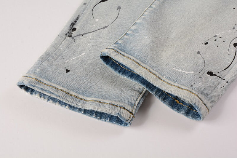 AMIRI Jeans #820 – Slim Fit Distressed Denim