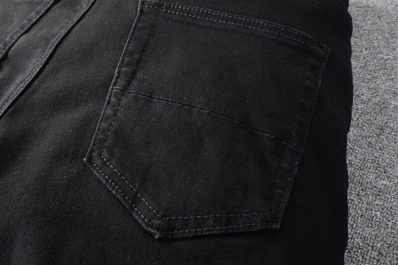 AMIRI Jeans #800 – Slim Fit Distressed Denim