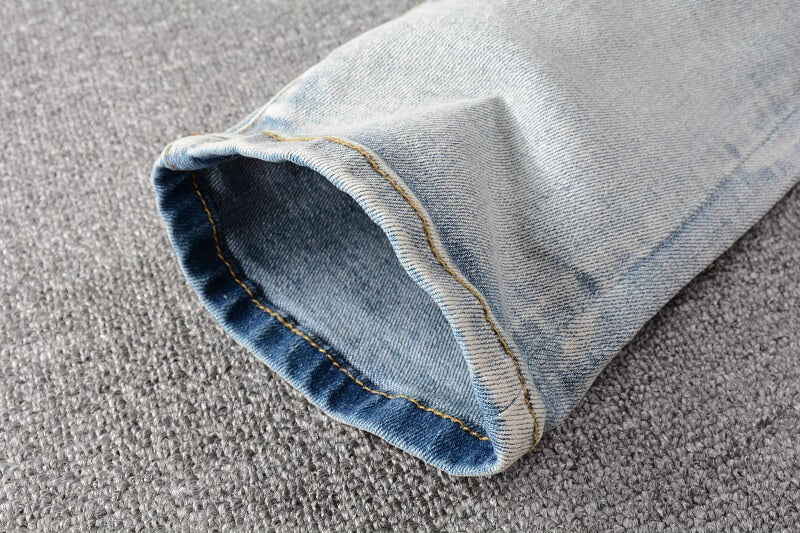 AMIRI Slim Fit Destroyed Jeans #810