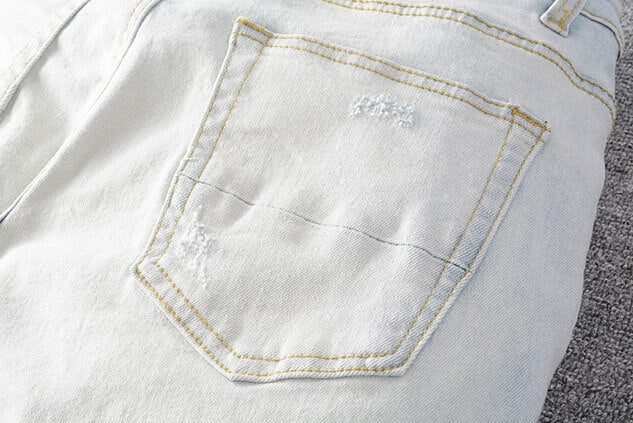 AMIRI Jeans 650