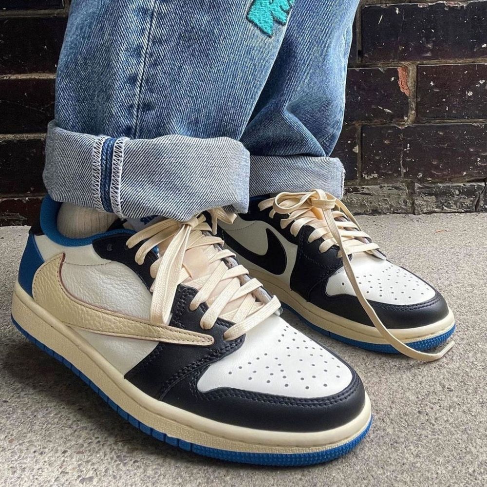 Air Jordan 1 Retro Low OG X Travis Scott X Fragment Royal Blue SP