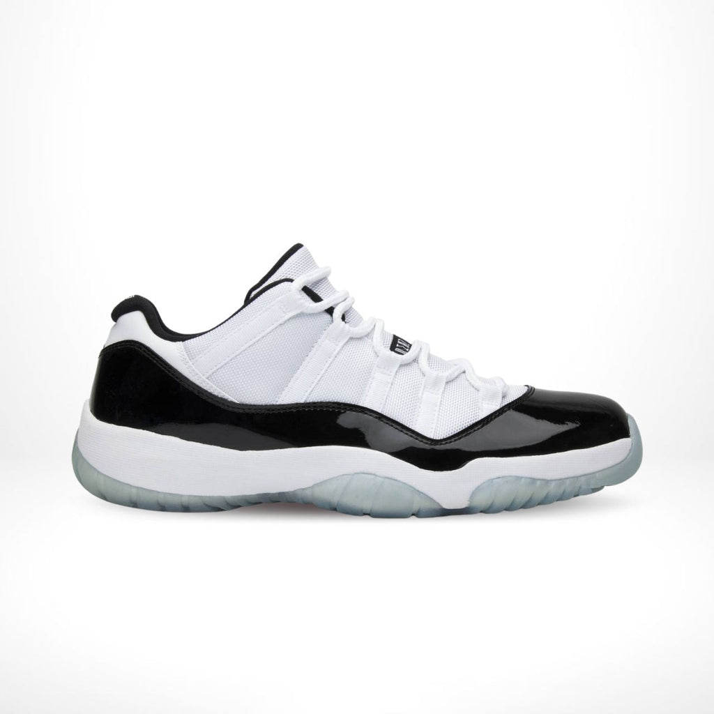 Air Jordan 11 Retro Low Concord White