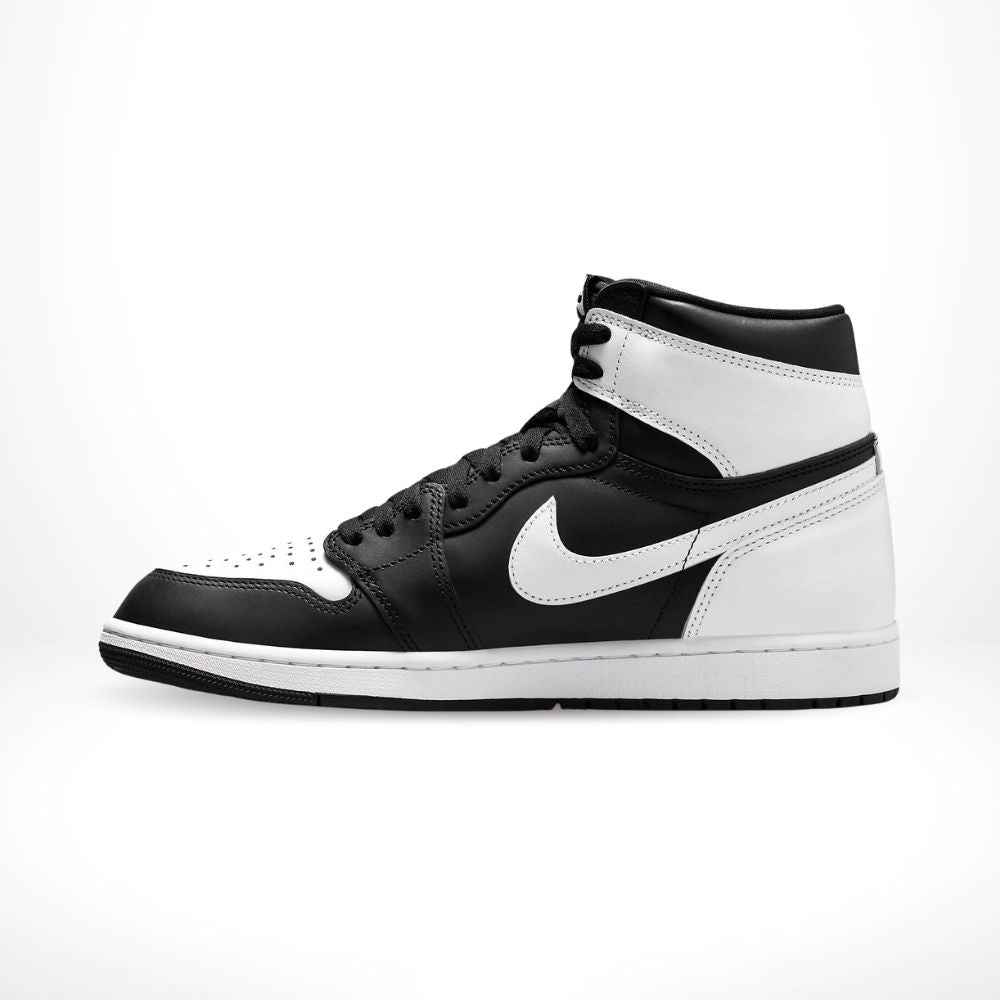 Air Jordan 1 Retro High OG Black White