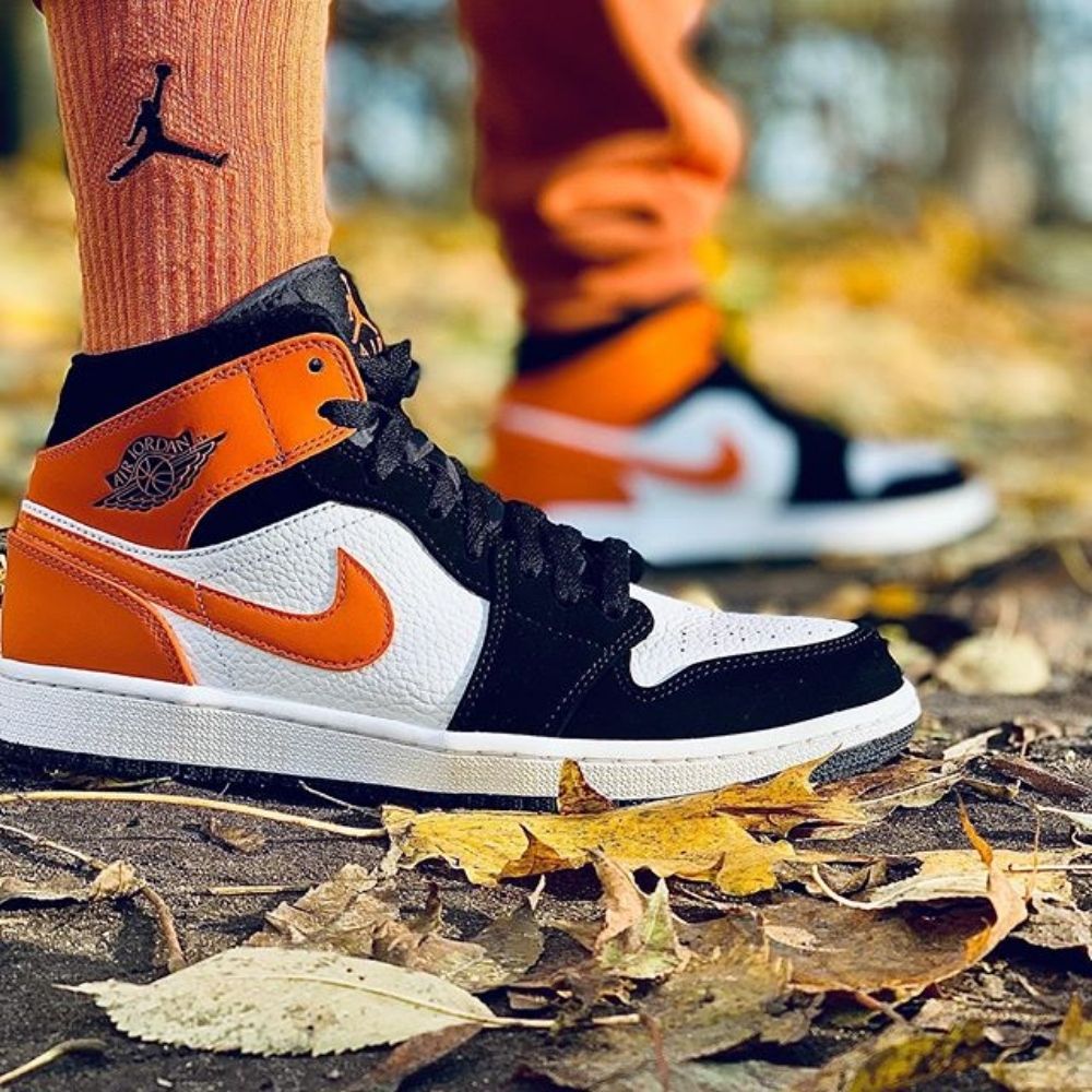 Air Jordan 1 Mid Shattered Backboard Orange Black