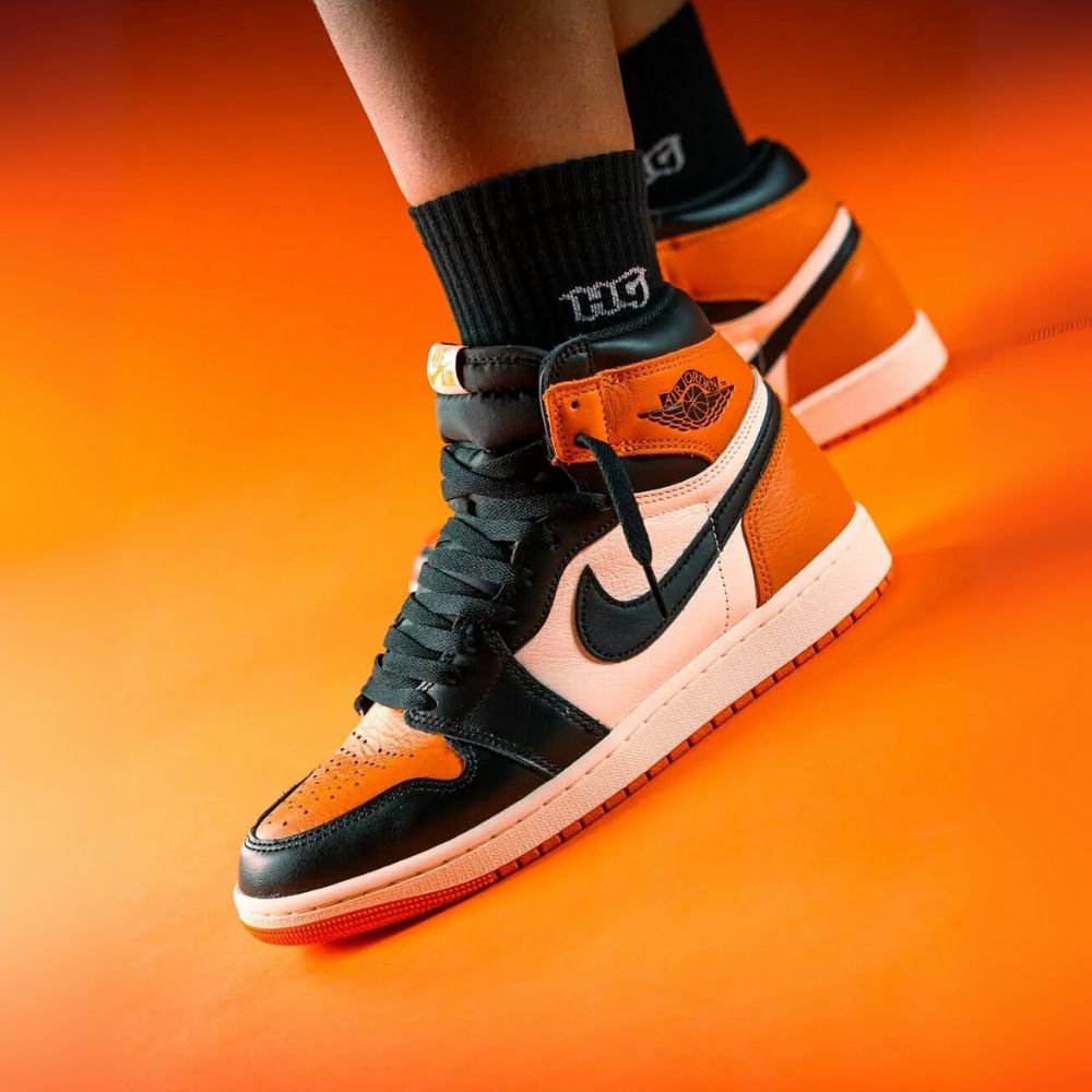 Air Jordan 1 Retro High OG Shattered Backboard Starfish Sail Black