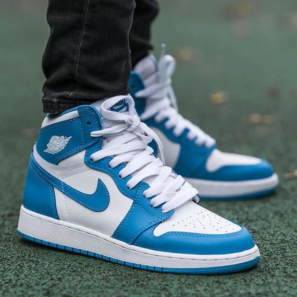 Air Jordan 1 Retro High OG UNC Powder Blue