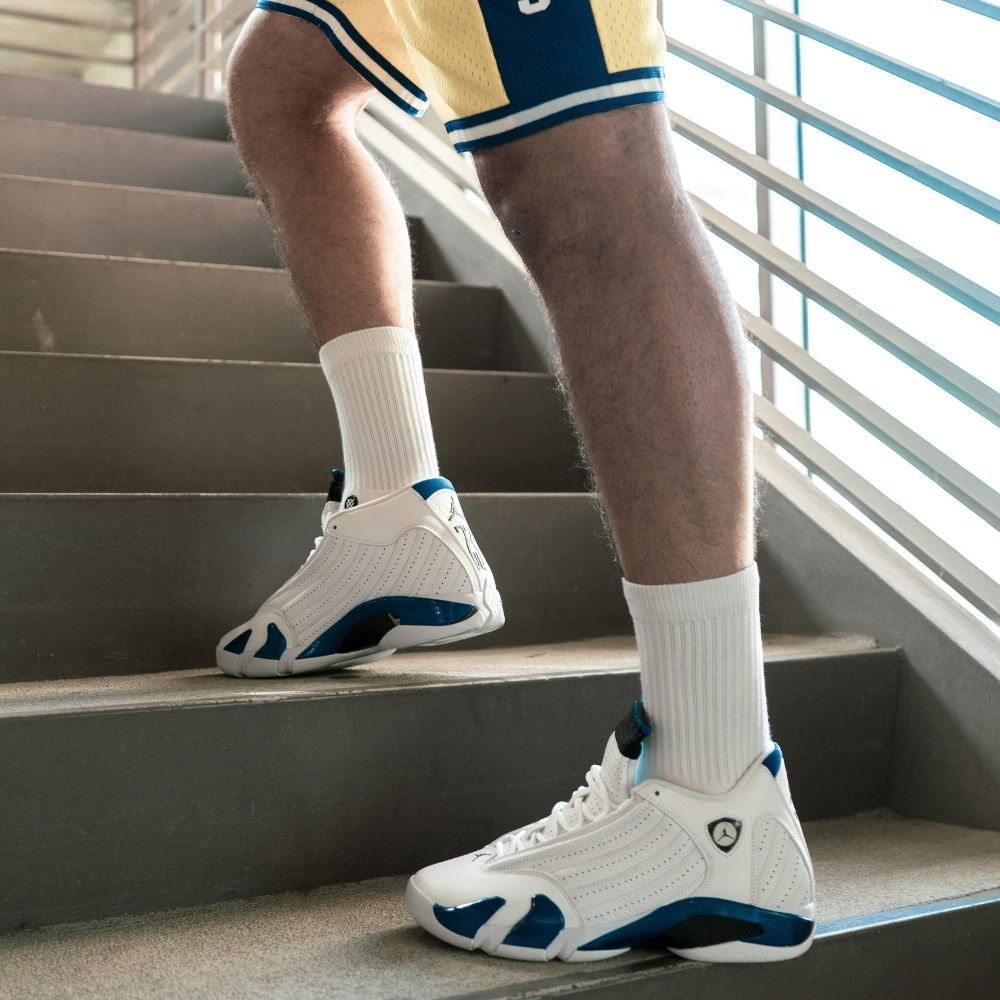 Air Jordan 14 Retro Hyper Royal White
