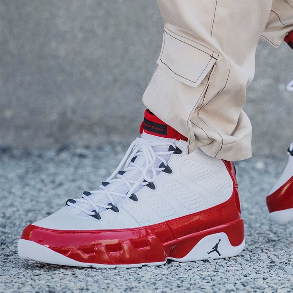 Air Jordan 9 Retro Gym Red