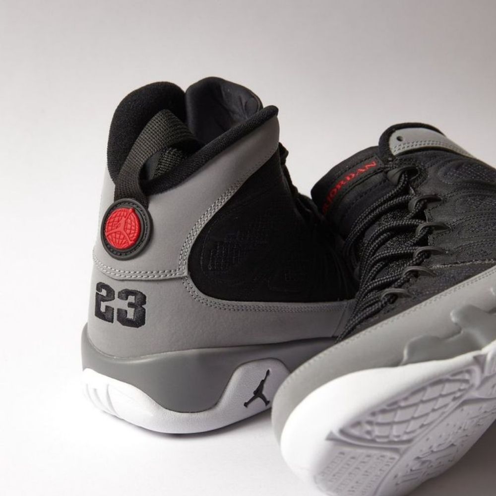 Air Jordan 9 Retro Particle Grey