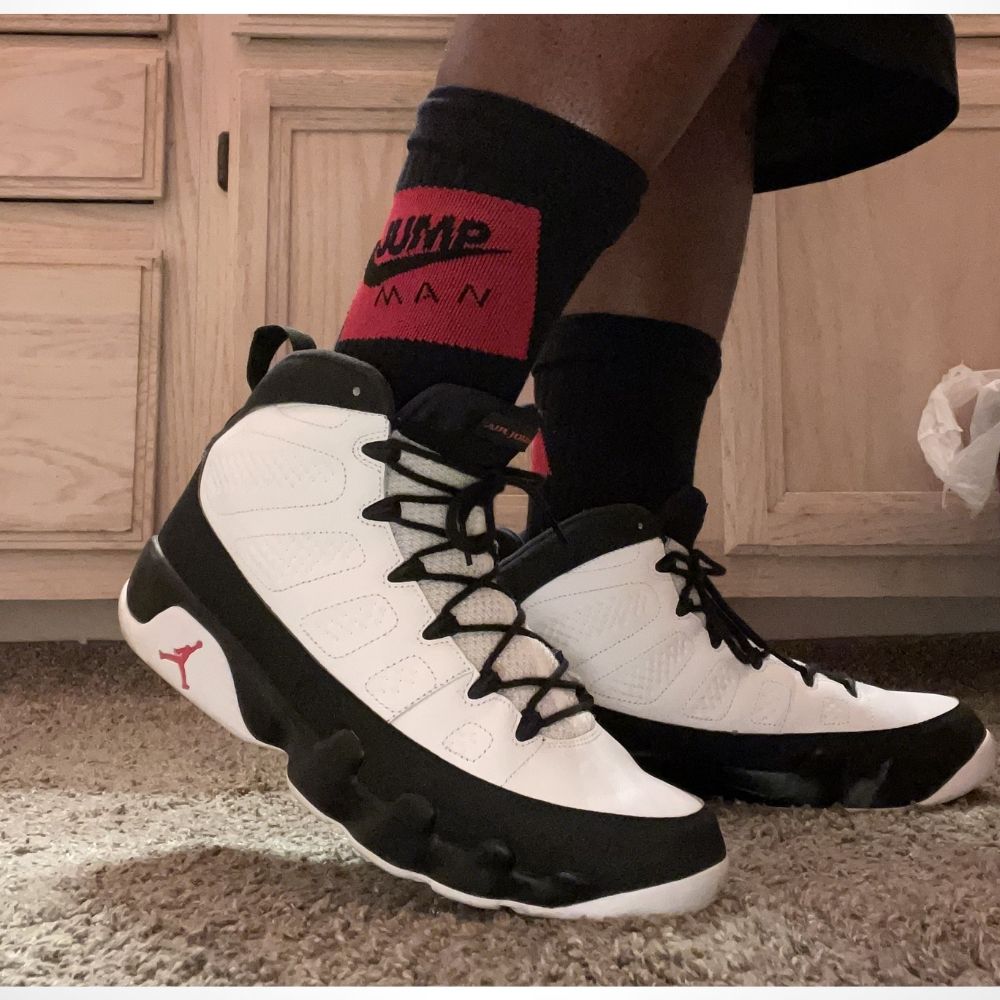 Air Jordan 9 Retro OG Space Jam Black White 2016