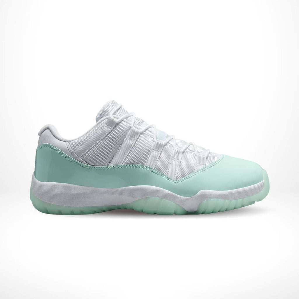 Air Jordan 11 Retro Low Igloo White