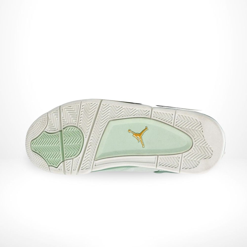 Air Jordan 4 First Class WNBA PE