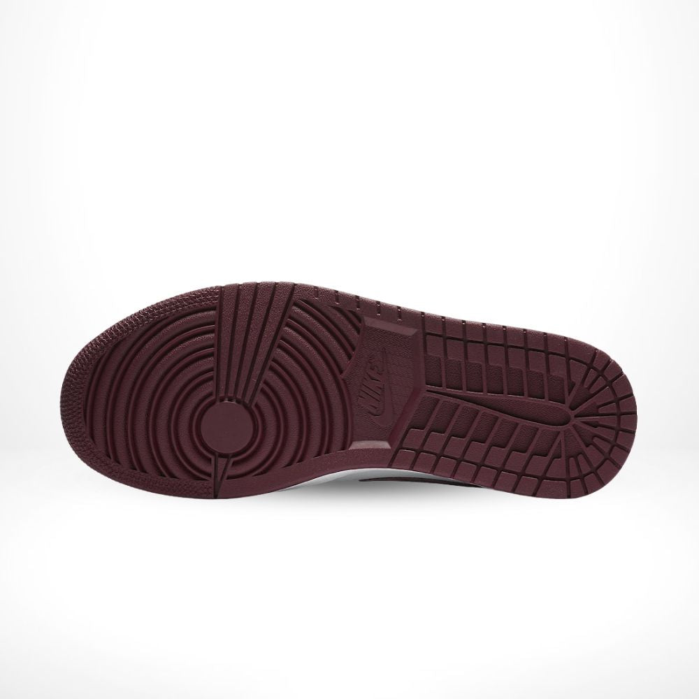 Air Jordan 1 Mid SE Gold Pendants – Black / Dark Beetroot (CZ4385-016)