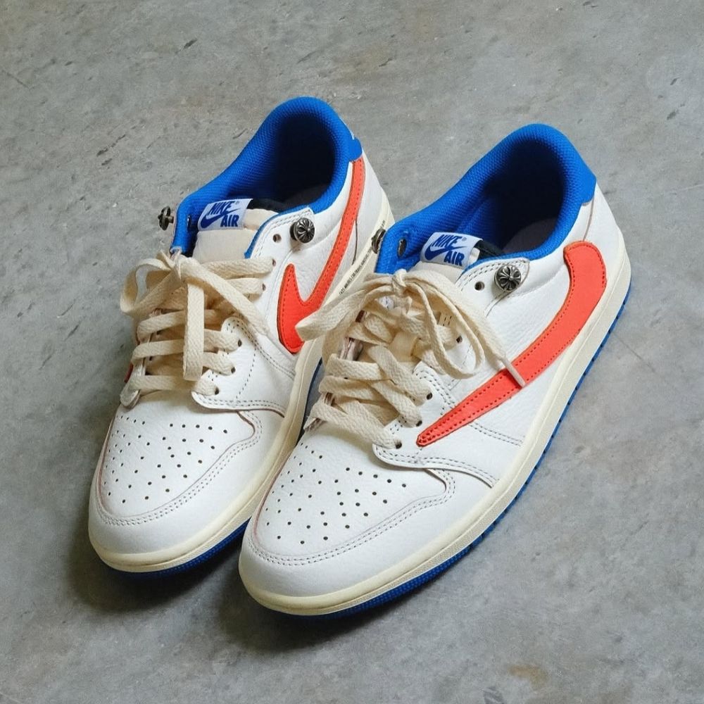 Air Jordan 1 Low x Travis Scott x Chrome Hearts Knicks