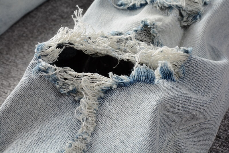 AMIRI Jeans #808 | Slim Fit Distressed Denim