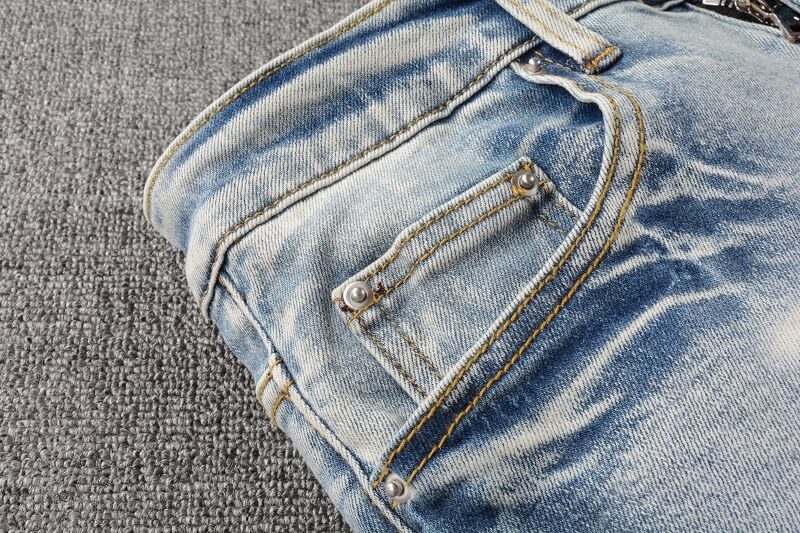 AMIRI Slim Fit Destroyed Jeans #810