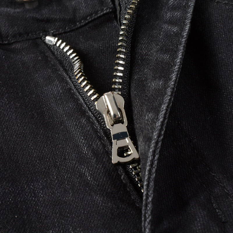 AMIRI Jeans #875 – Slim Fit Distressed Denim