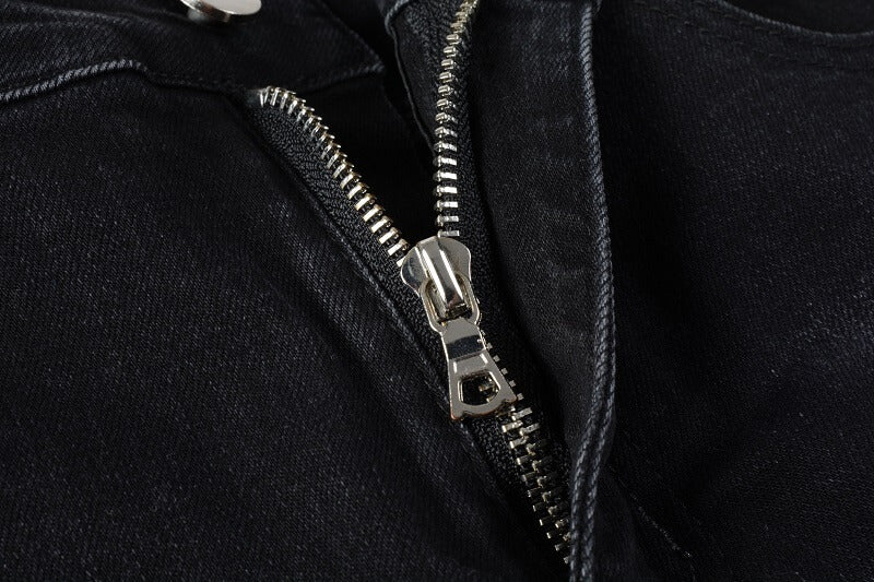 AMIRI Jeans 859